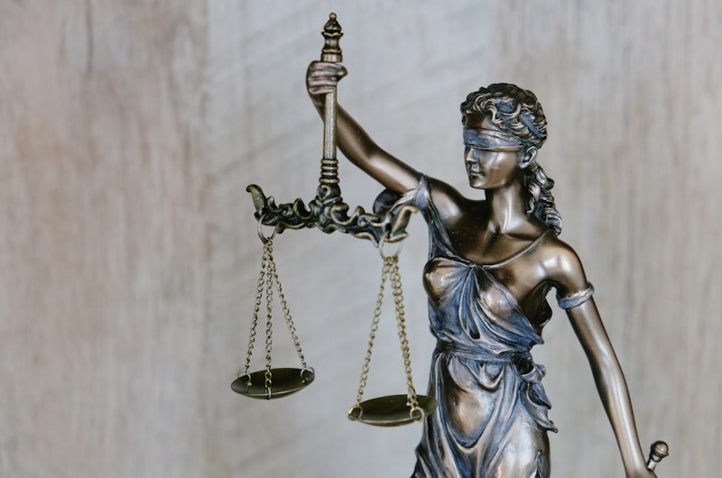 Advokasi Usaha & Hukum
